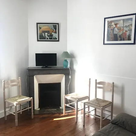 Casa de hóspedes Etchebarne 3*